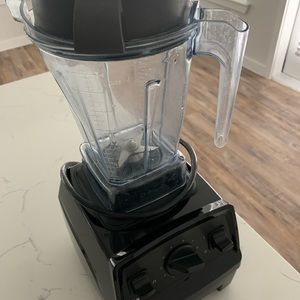 Vitamix Exlporian Blender E310